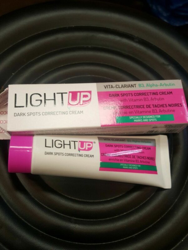 LIGHT UP TUBE CREAM